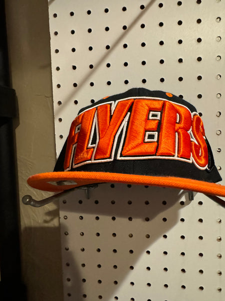 Mitchell&Ness NHL FLYERS SNAPBACK HAT EMBROIDERED LETTERS