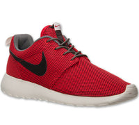 NIKE ROSHE RUN VARSITY RED LAST ONE 11.5